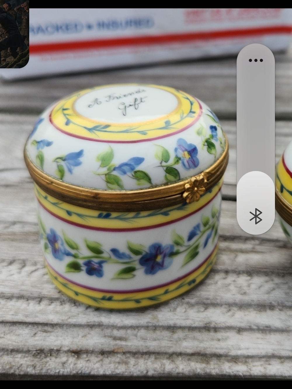 Tiffany & Co.set Of 2 " Friends" Porcelain Floral Trinket Box in Yellow & Blue